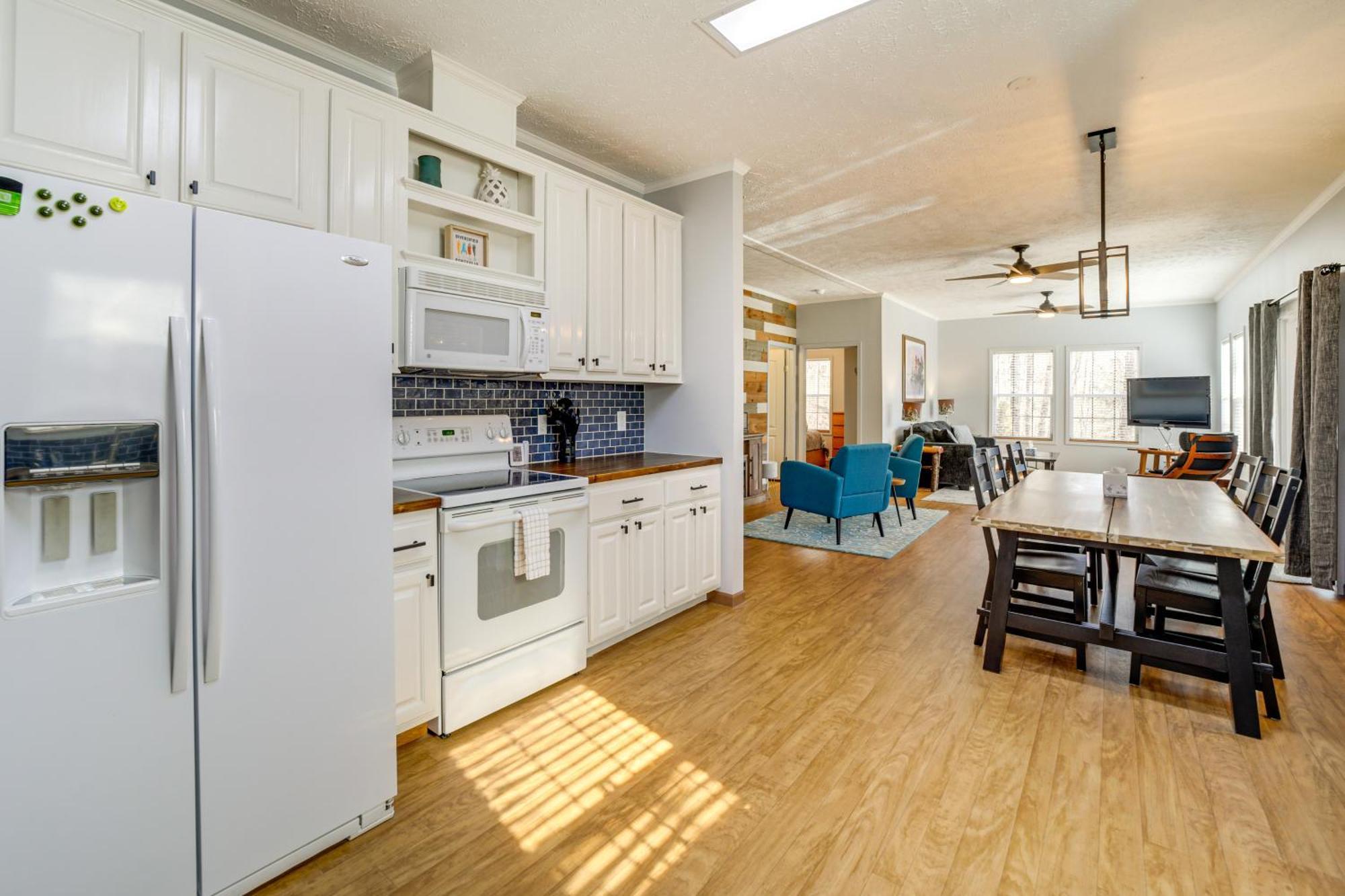 Lakeside Cashiers Cabin With Private Boat Dock! Cullowhee ภายนอก รูปภาพ