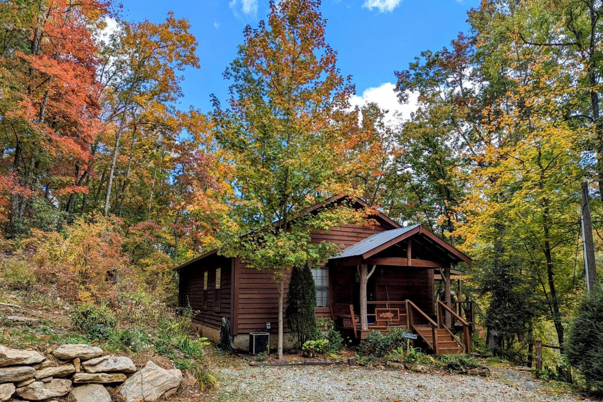Lakeside Cashiers Cabin With Private Boat Dock! Cullowhee ภายนอก รูปภาพ